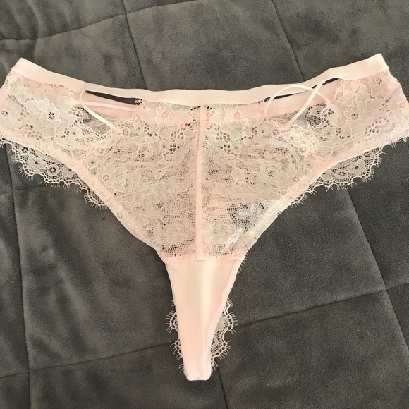 two lace panties - Picture 3 of 4